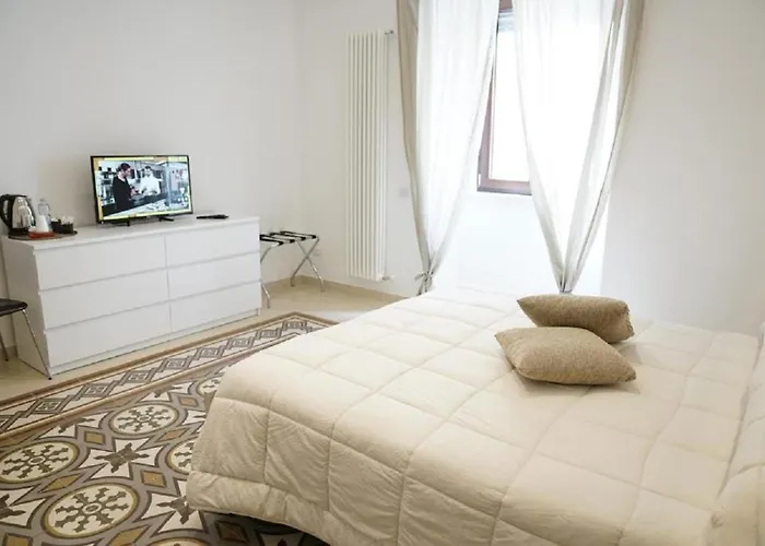 Basilicata Host To Host - Charme 3* Matera